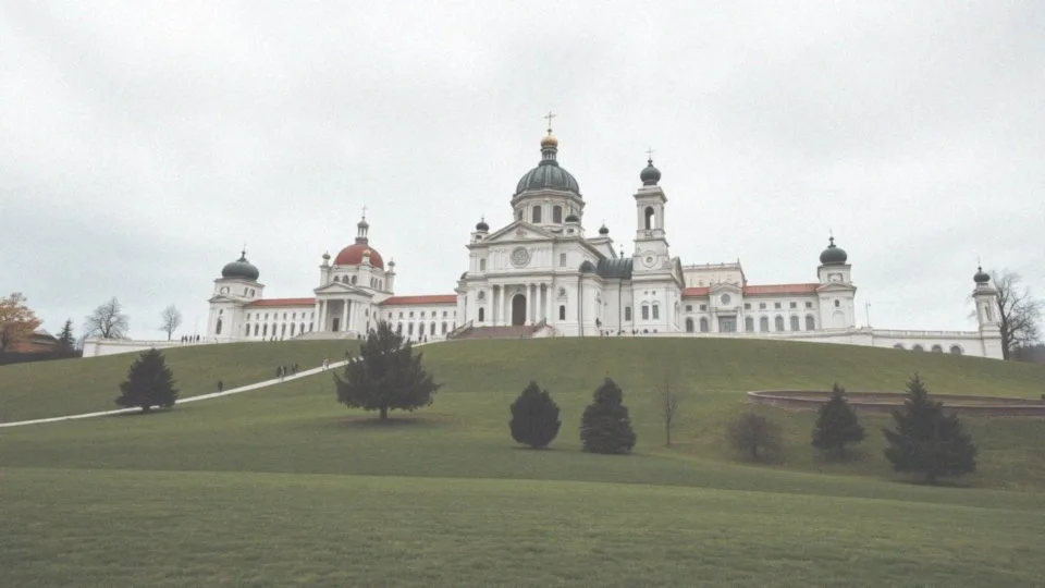 Jakie znaczenie ma Sanktuarium Matki Bożej Kalwaryjskiej?
