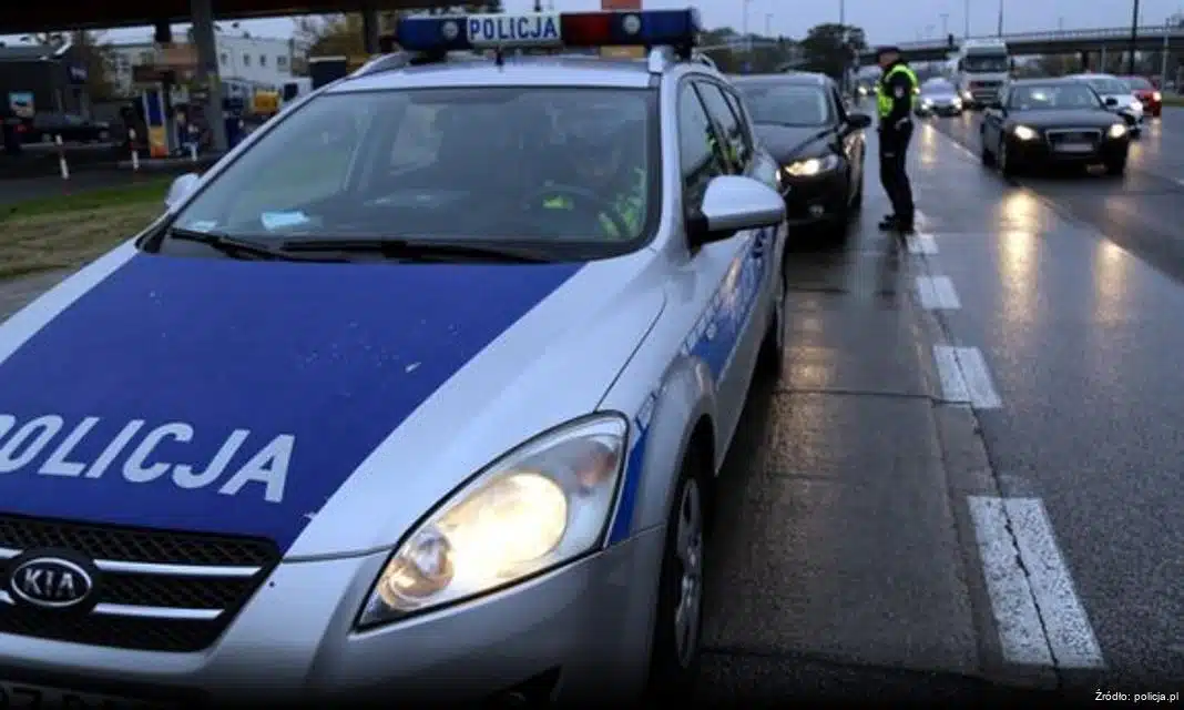 Bożonarodzeniowa Postawa Mieszkańca Gminy Trzeszczany: Uratuje Łabędzia